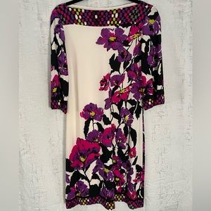 Comfortable, casual, dress up/down 3/4 length sleeve, boat neck flowery dress!